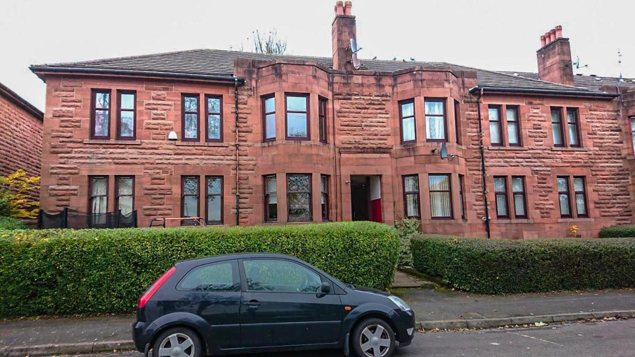 גלאזגו Carnock Road Apartment - Silverburn Shopping Centre מראה חיצוני תמונה